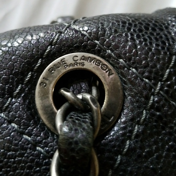 SOLD CHANEL Jumbo Grey/Black Easy Flap - Picture 3 of 8